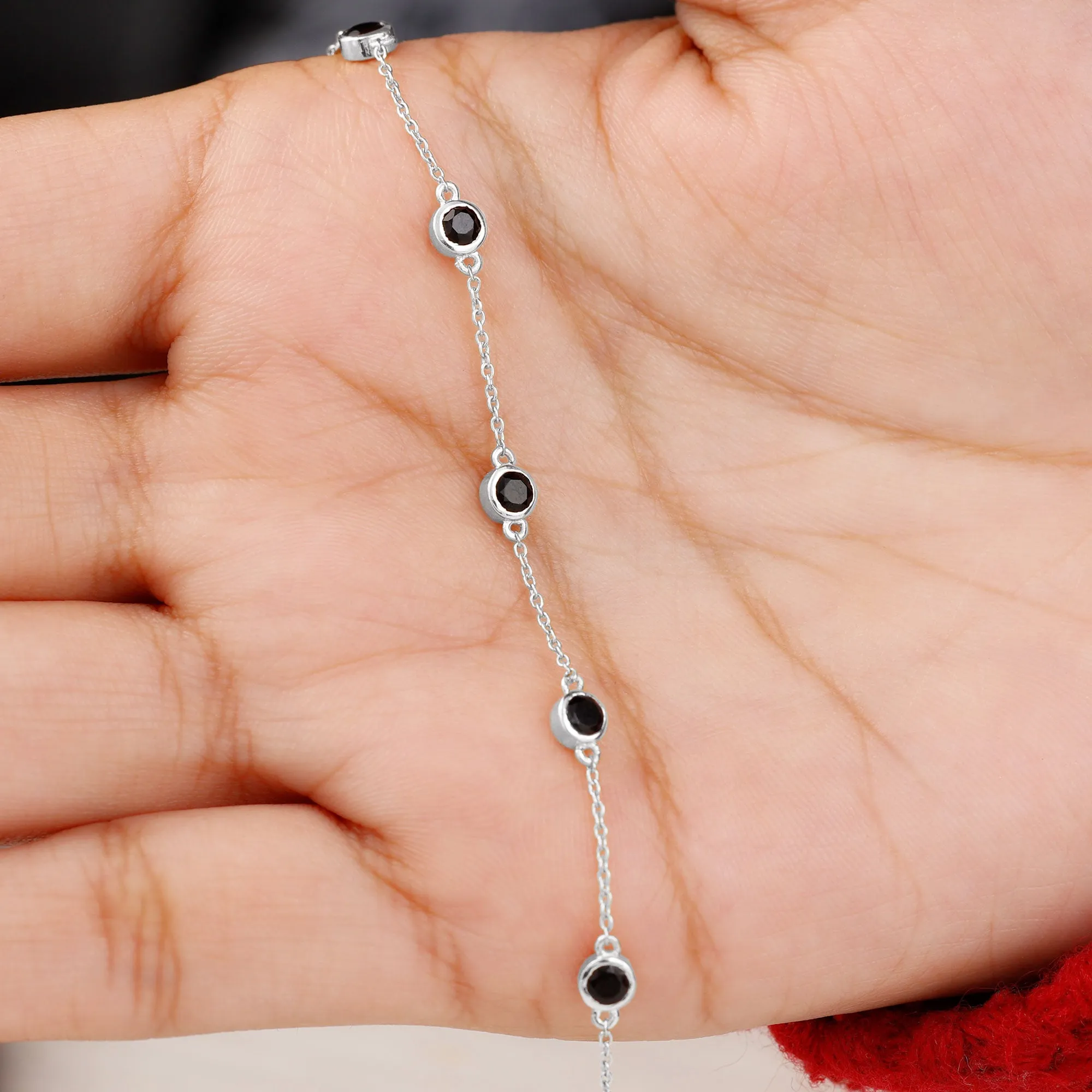 0.75 CT Bezel Set Black Onyx Seven Stone Station Chain Bracelet