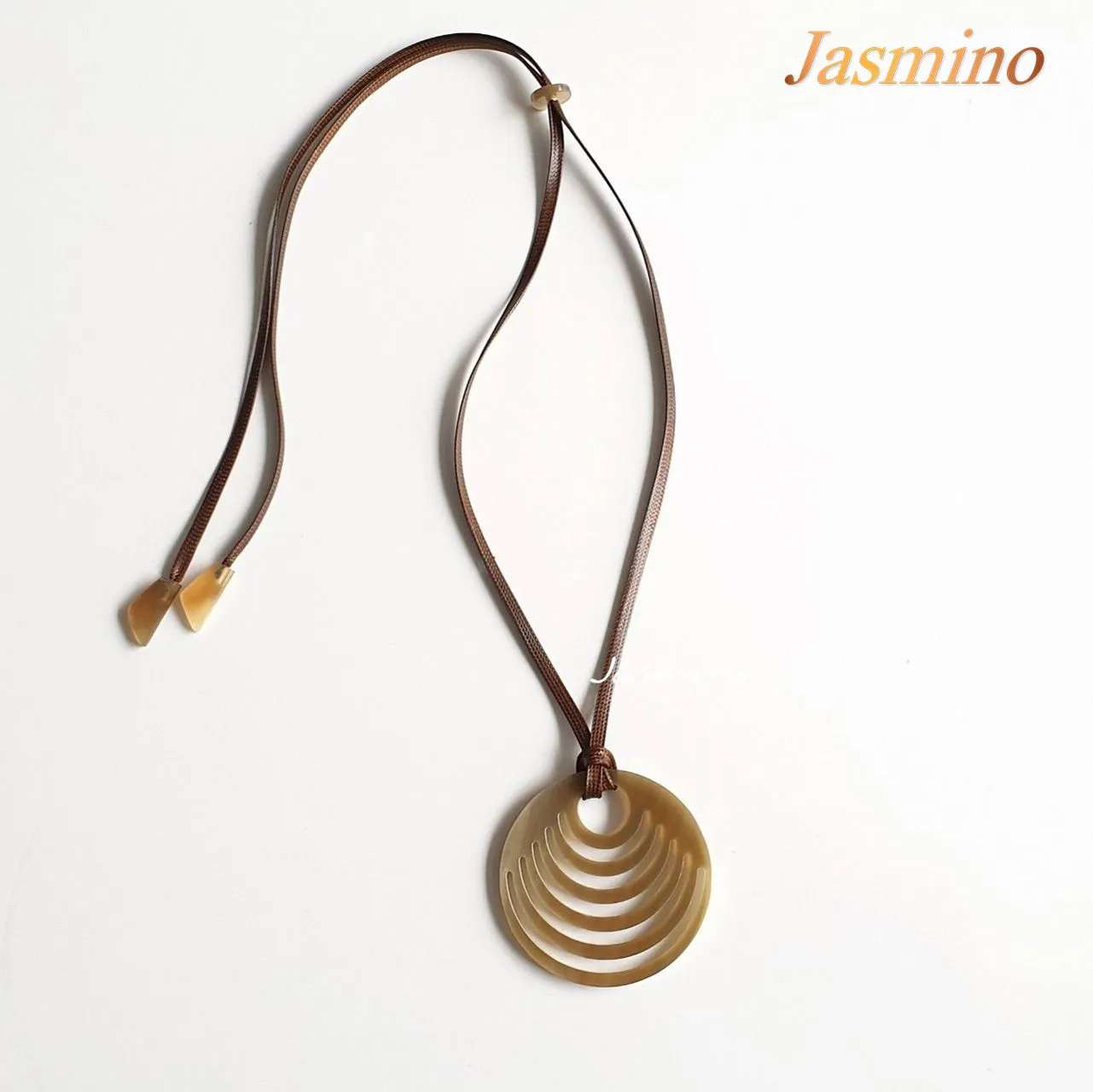 Circle Handmade Pendant J17398, Made by Buffalo Horn and Lacquer