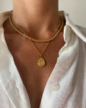 CREASED PENDANT NECKLACE