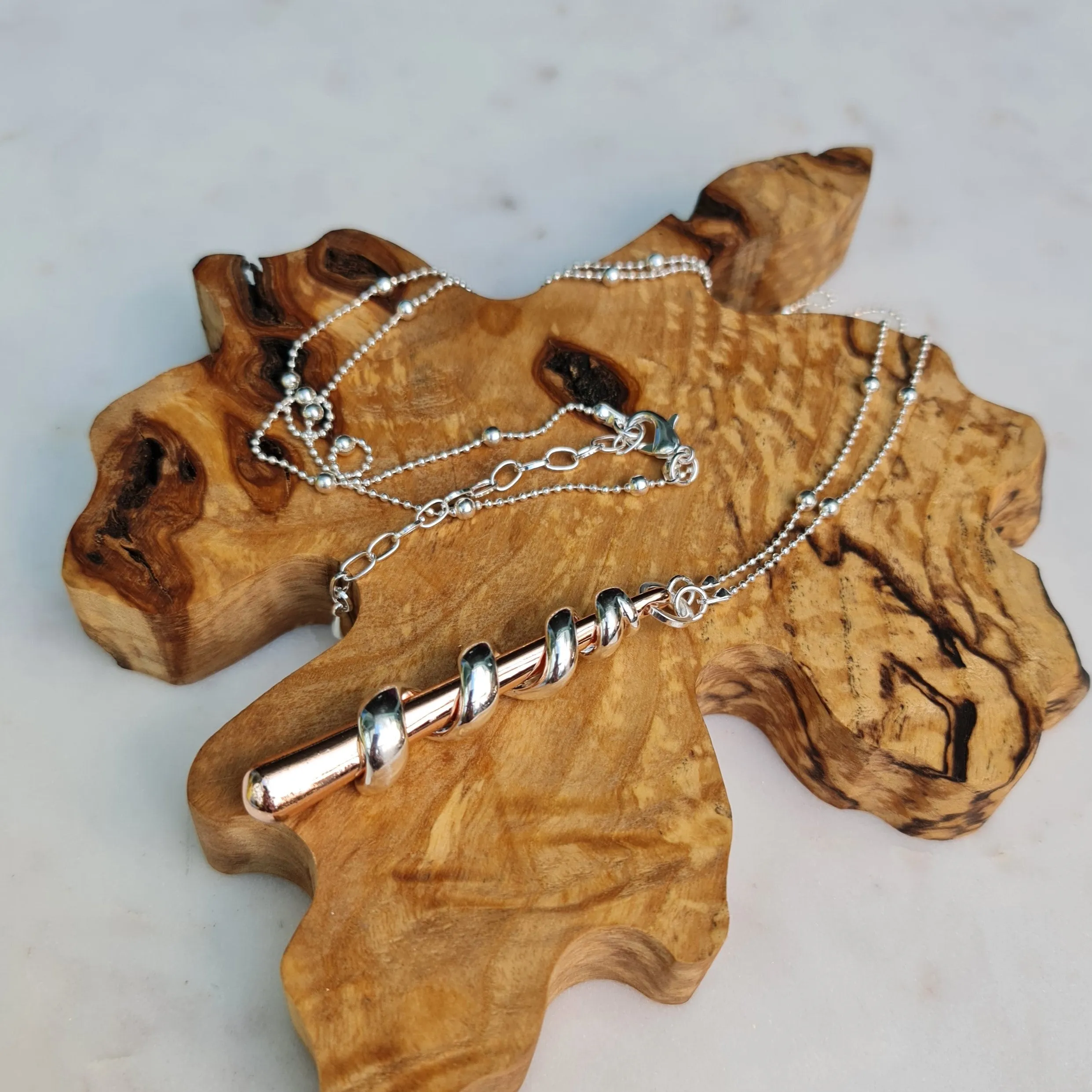 Droplet Pendant Necklace