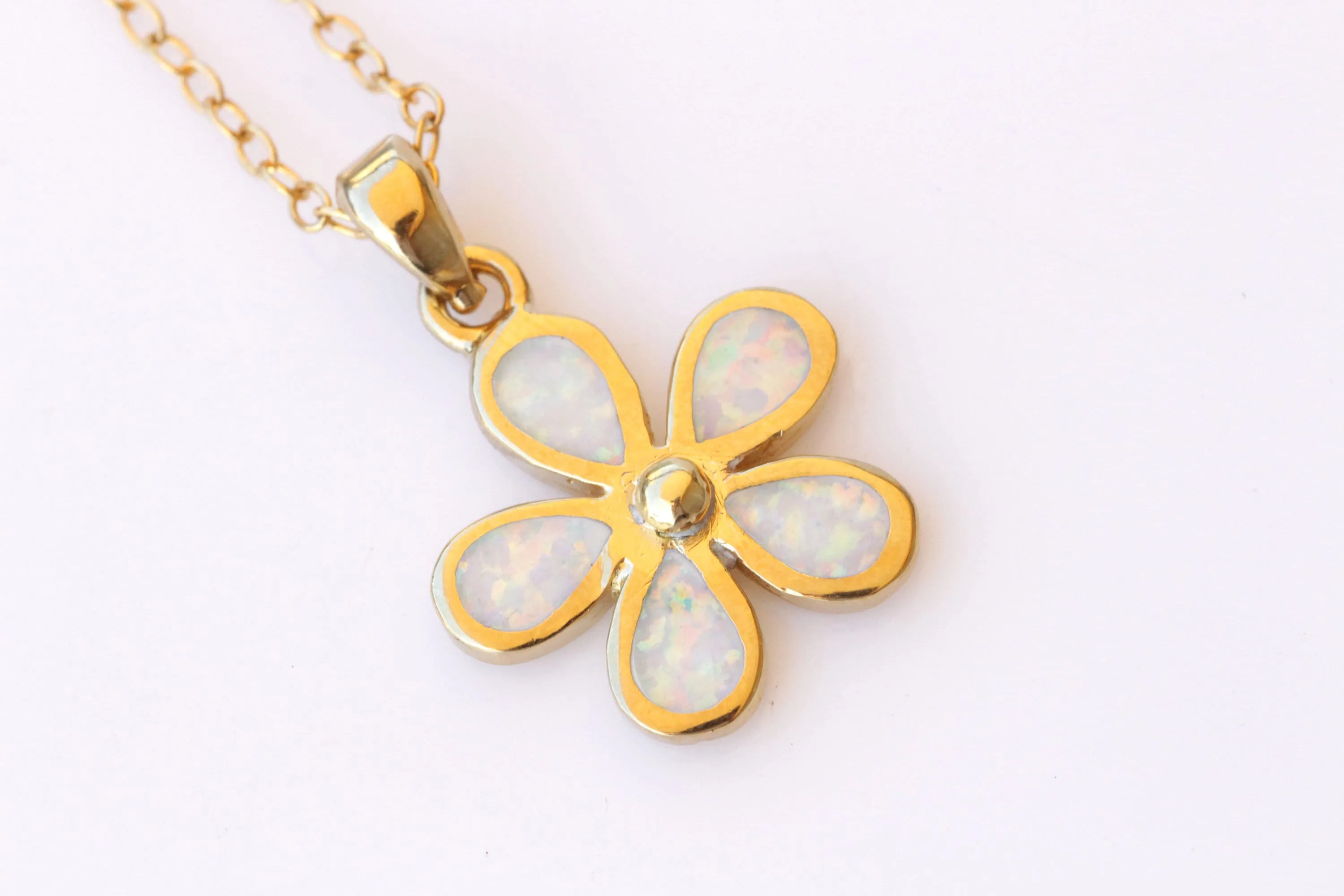Flower Opal necklace