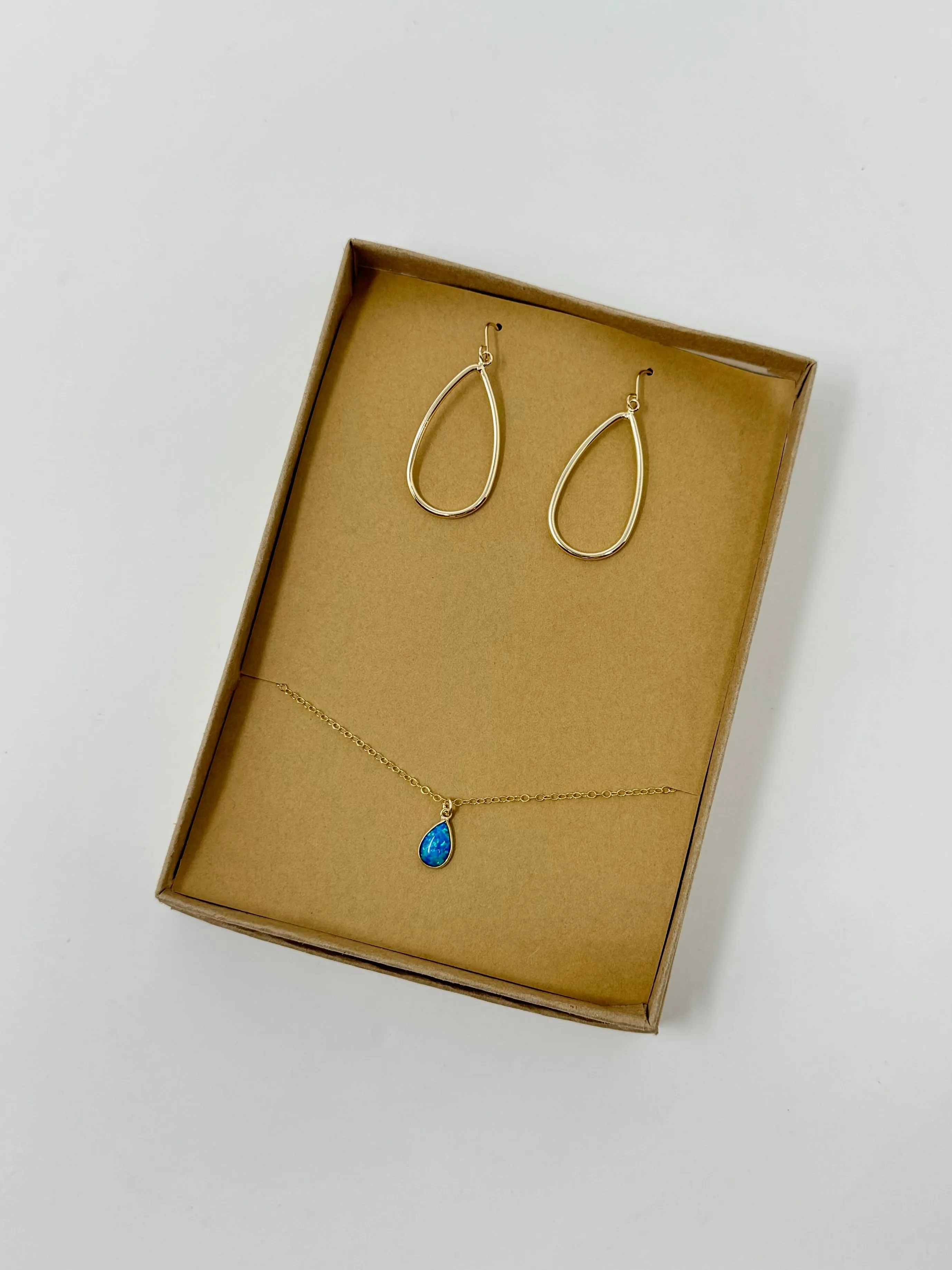 Gift Set | Nadia Earrings & Mila Necklace