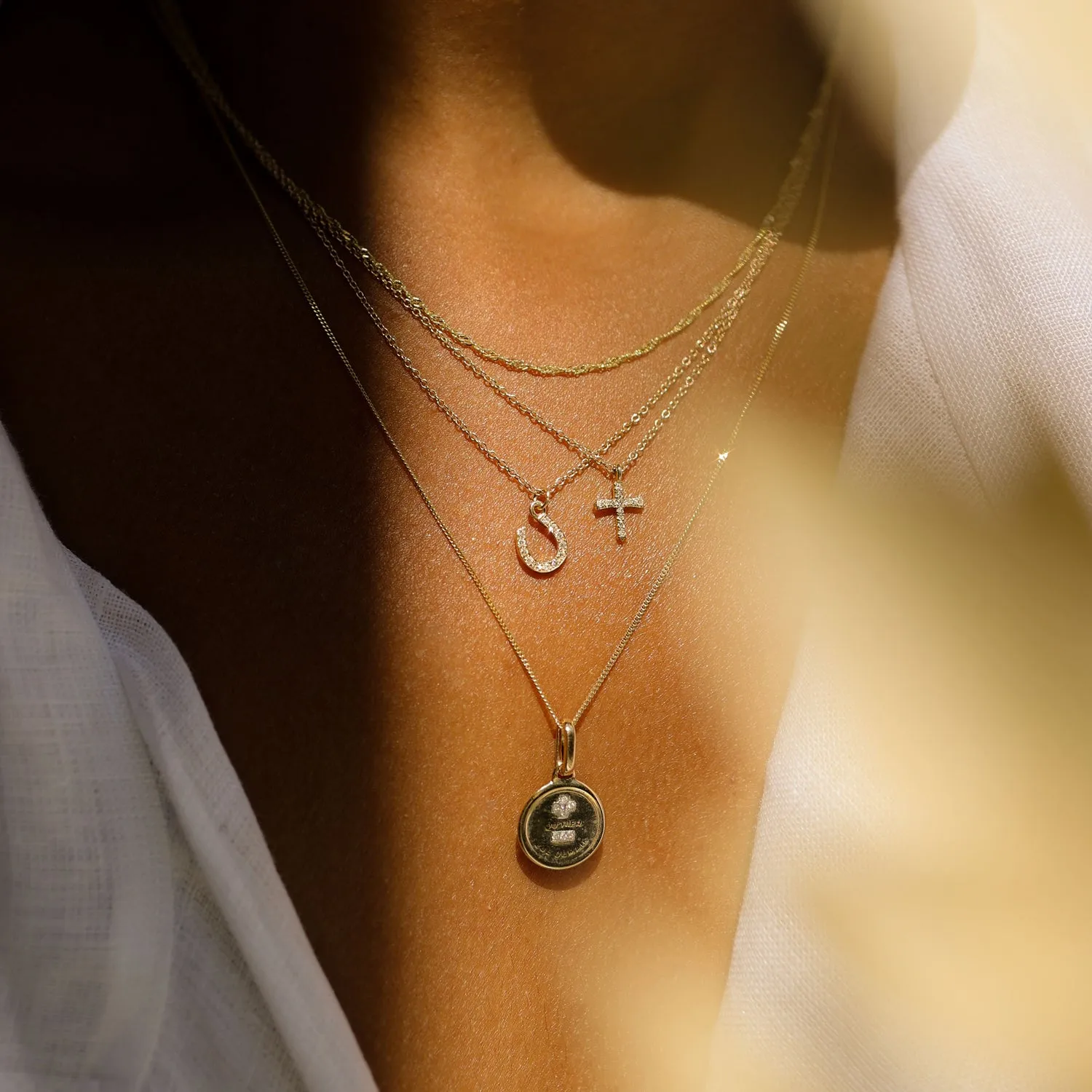 Horseshoe Necklace | 14k Gold & Diamond