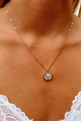 Live By Faith Pendant Necklace (White/Gold)