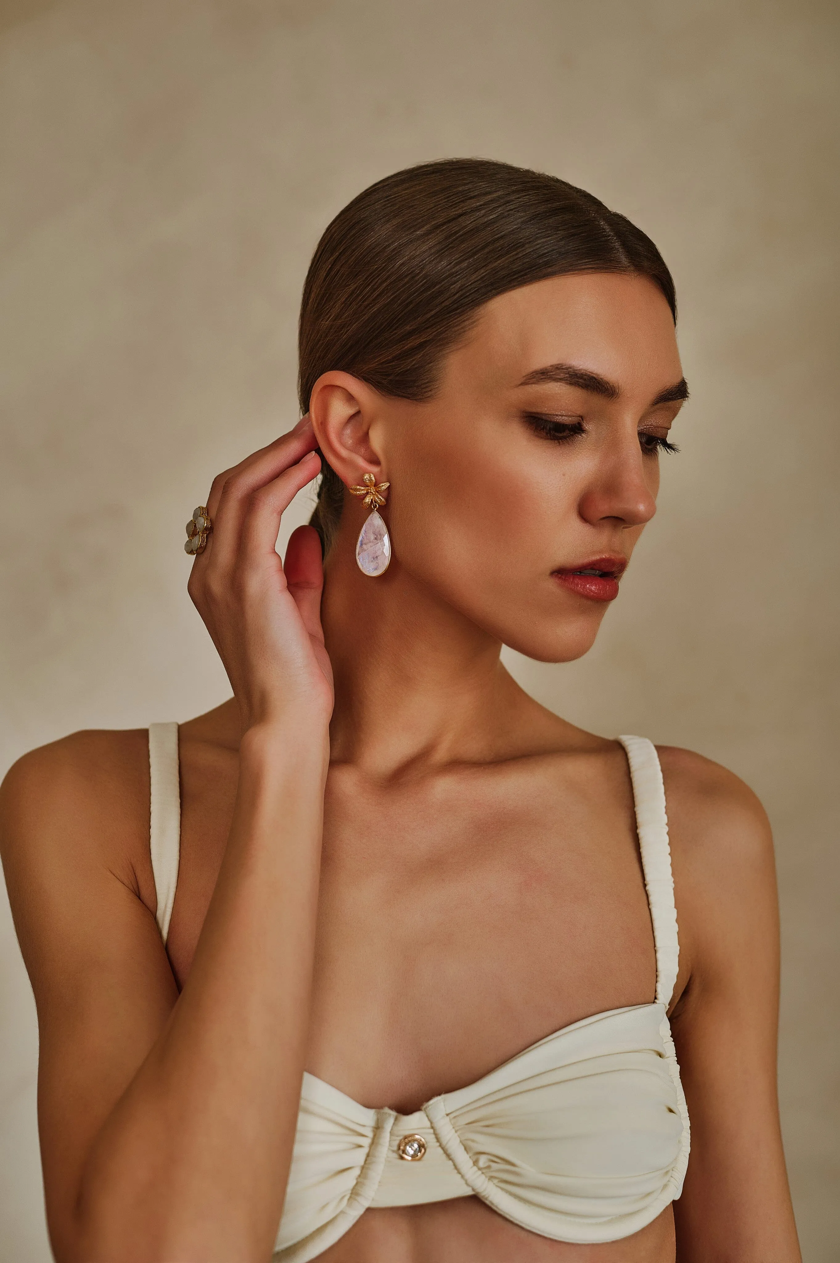 Luna Earrings