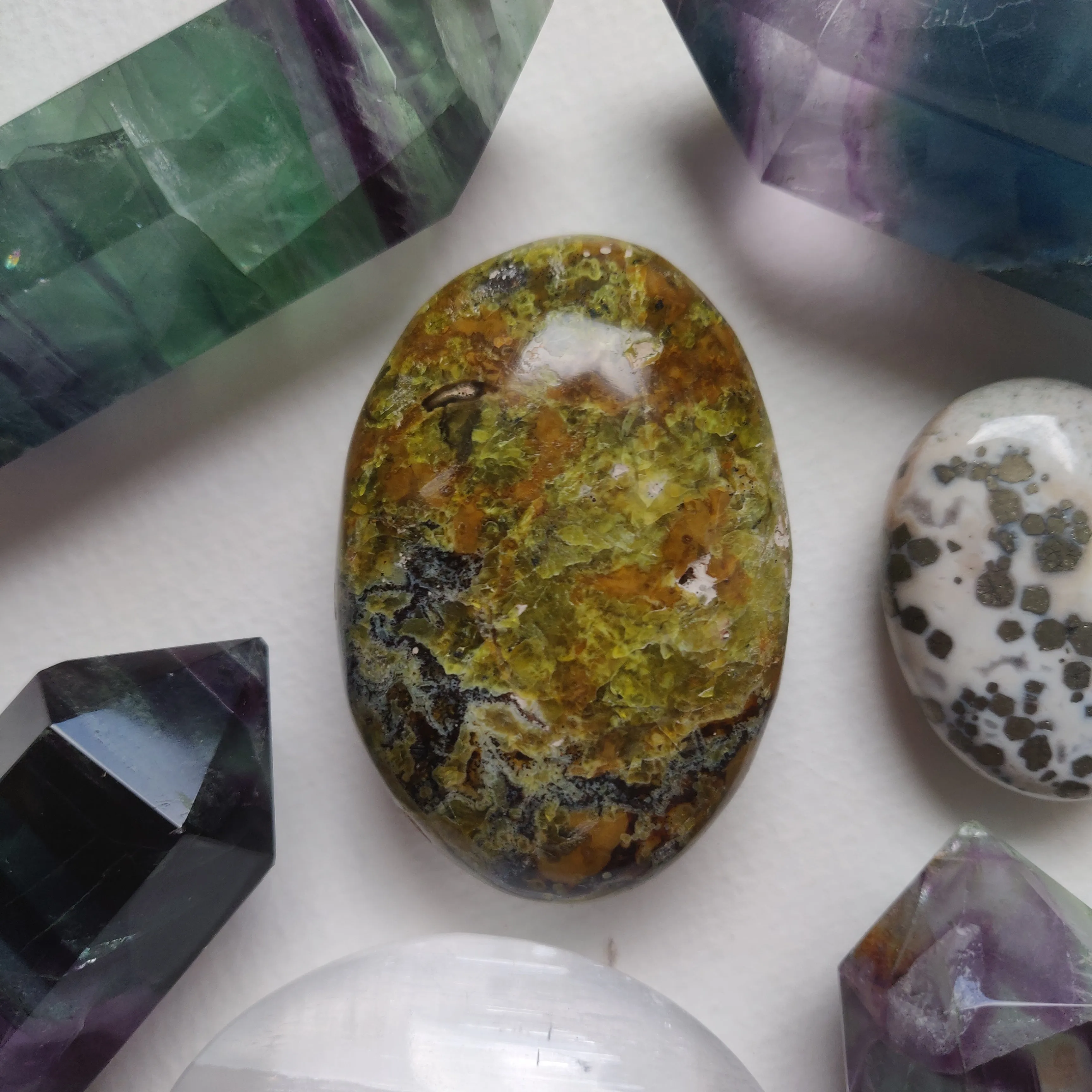 Matrix Green Opal Palm Stone (#3)