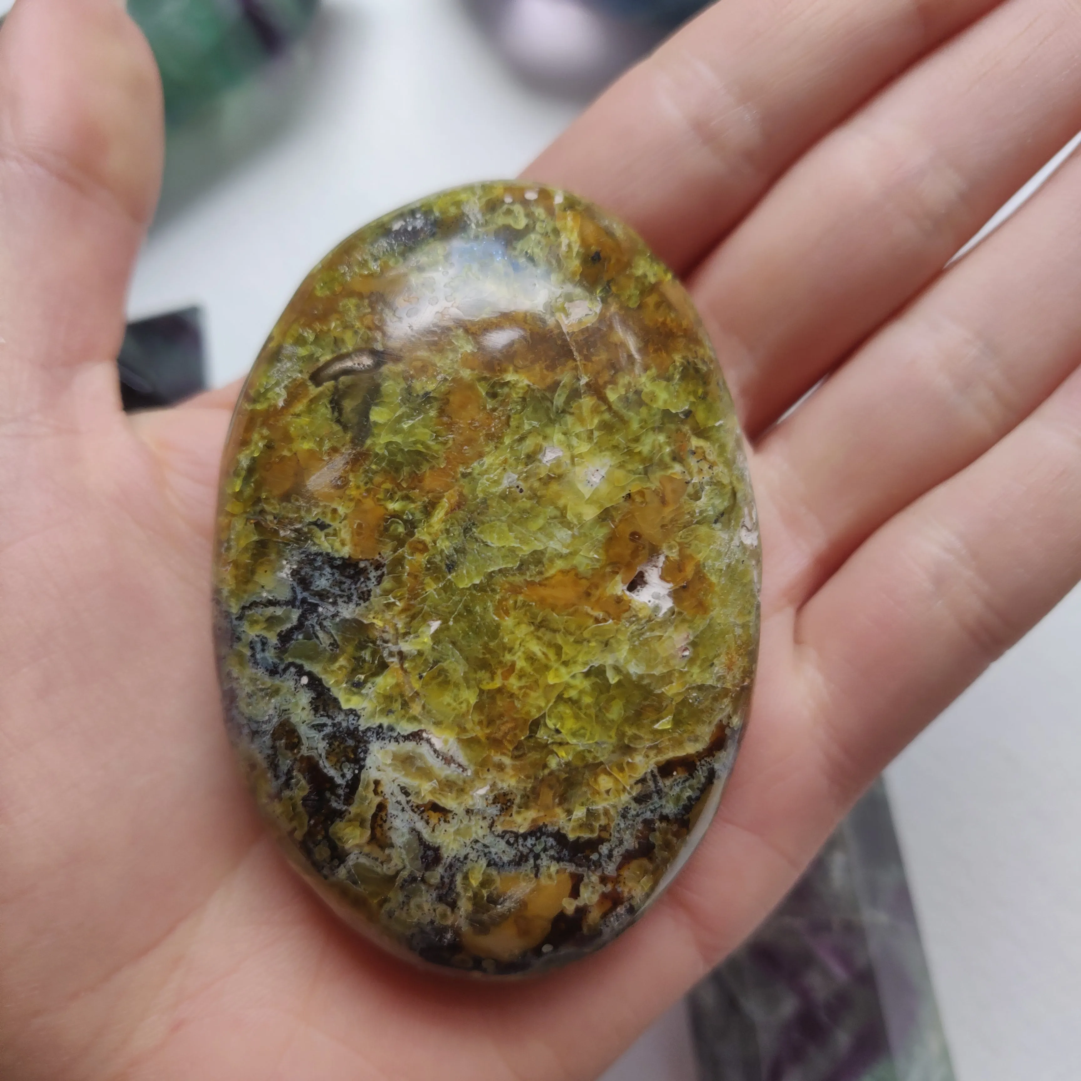 Matrix Green Opal Palm Stone (#3)