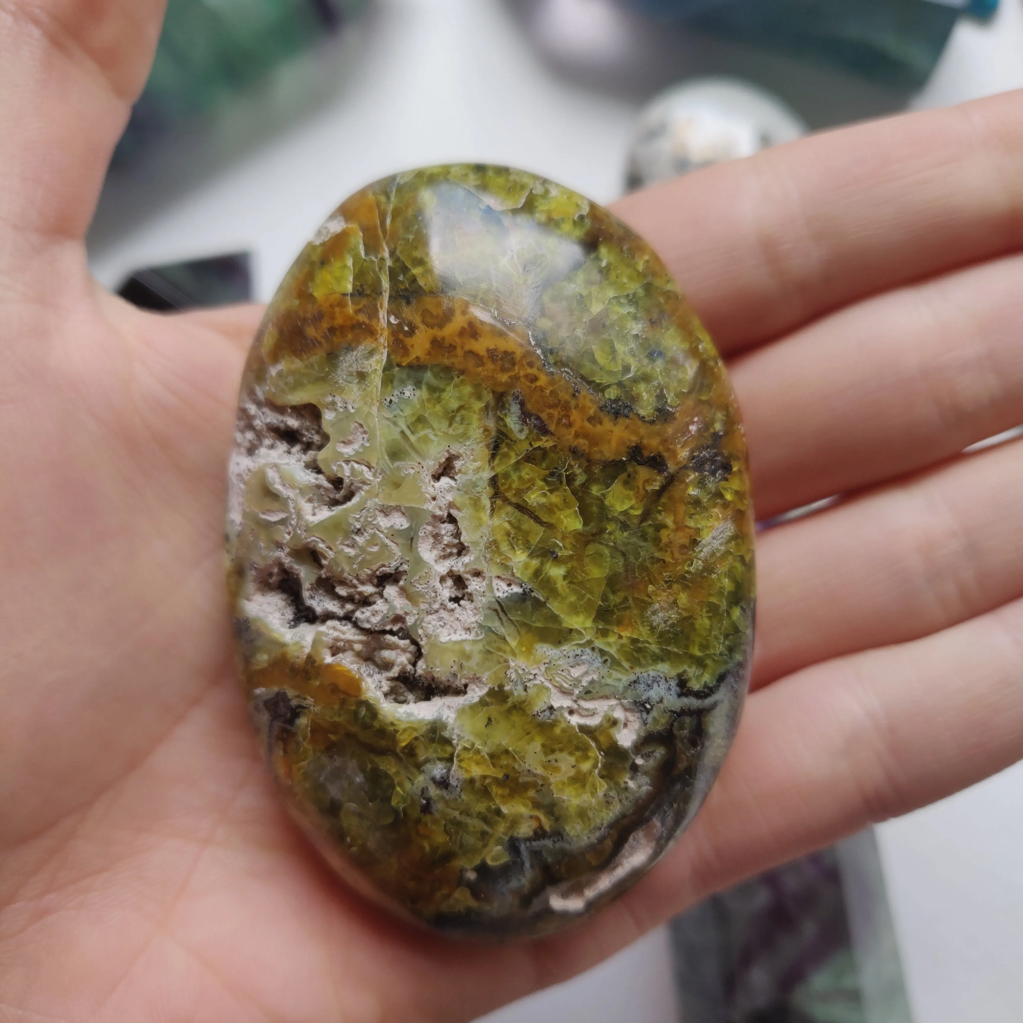 Matrix Green Opal Palm Stone (#3)