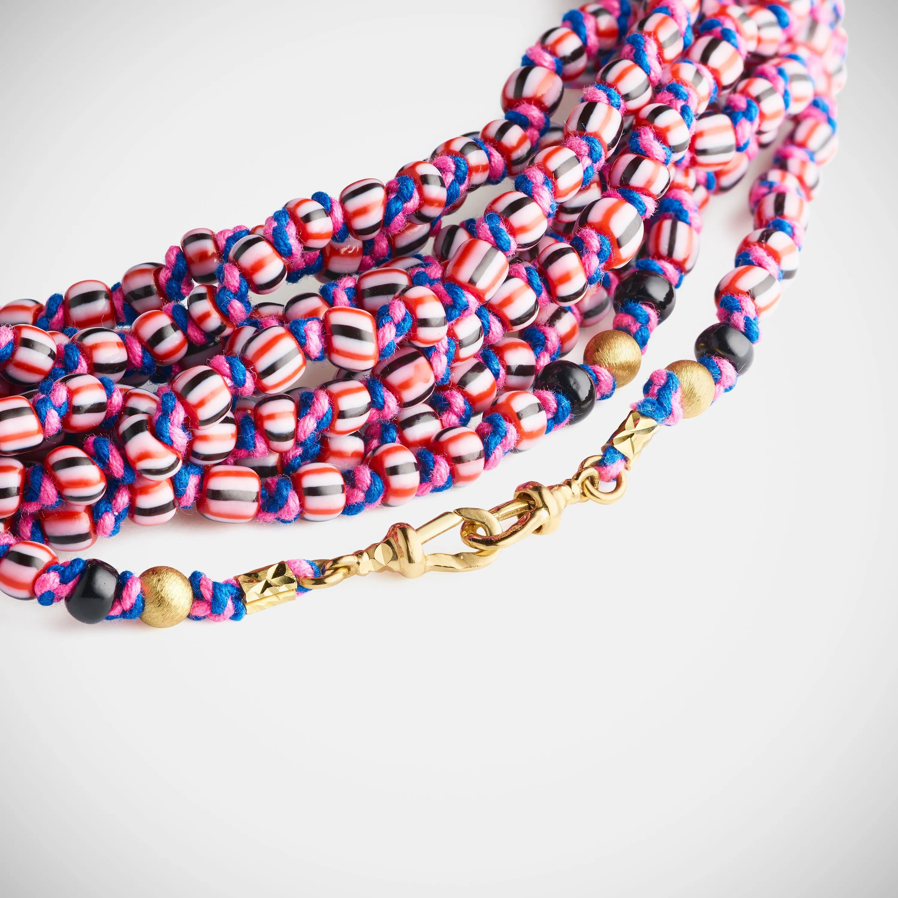 Mauli beads ghana black & pink 4m