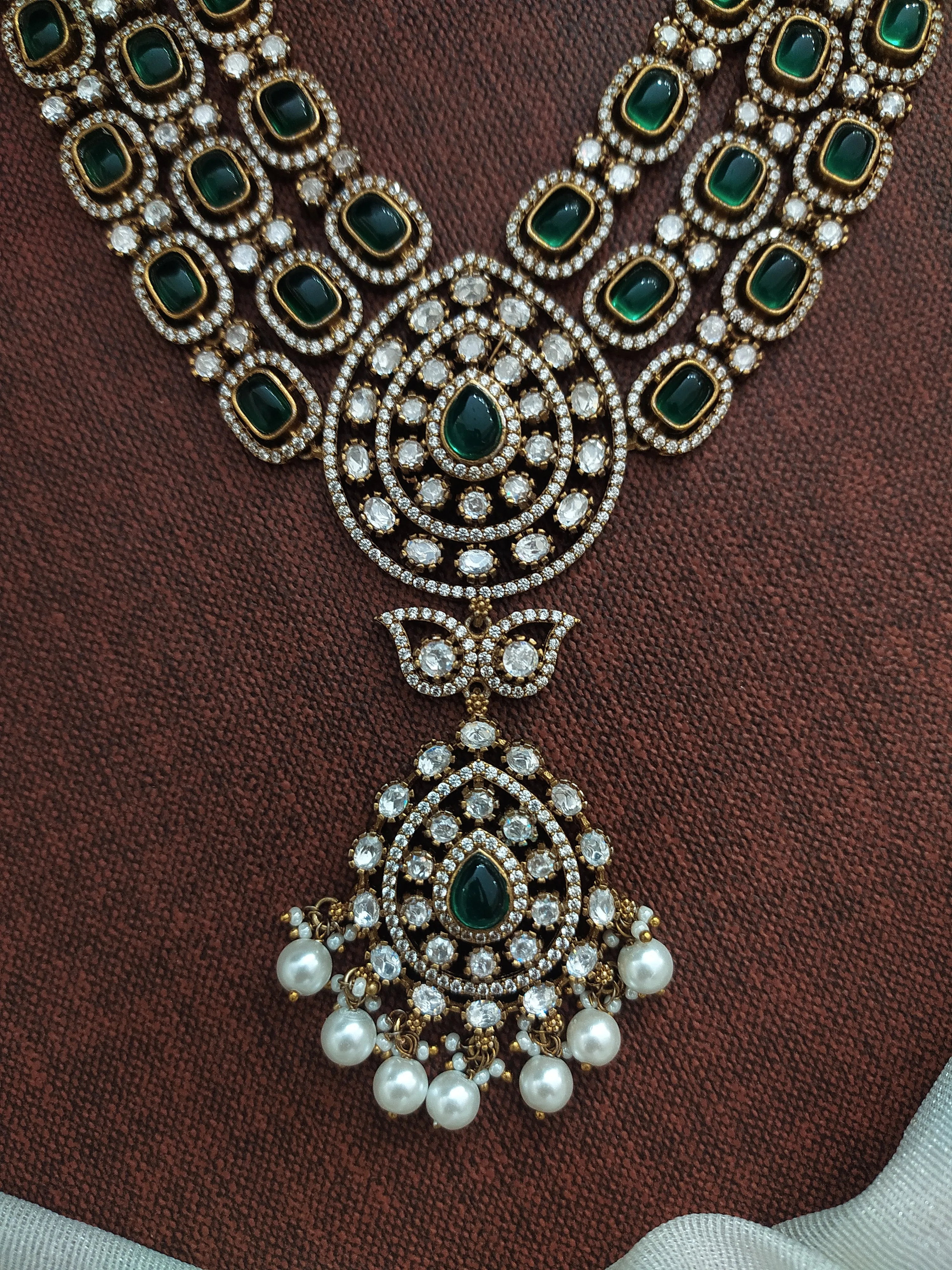 Multilayer Design Tilak Shaped Victorian Necklace Set