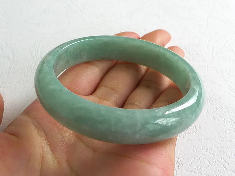 Natural Jade Bangle Jadeite Bangle Internal Diameter 56.5mm BER412