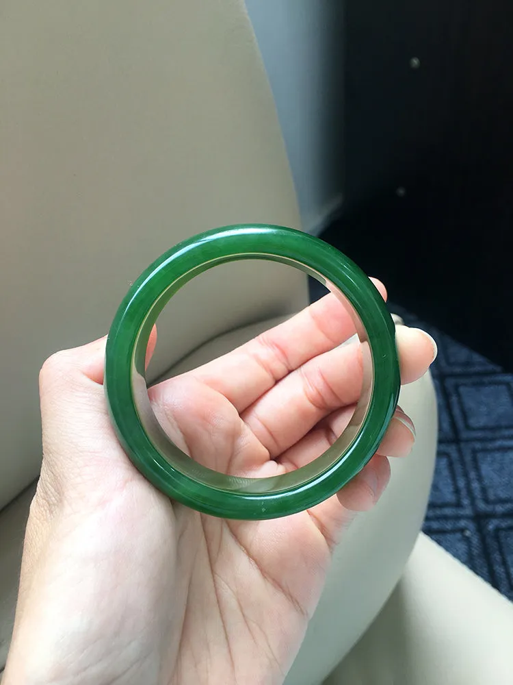 Natural Jade Bangle Nephrite Bangle Internal Diameter 54.3mm NBE026