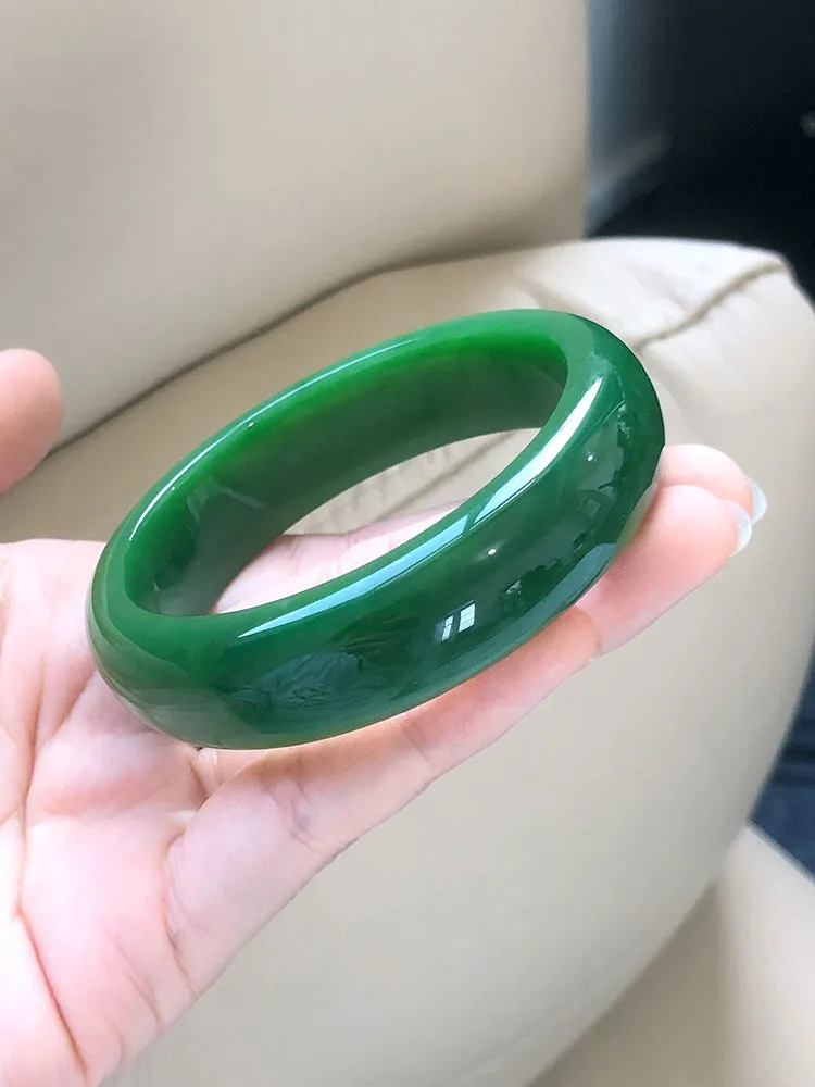 Natural Jade Bangle Nephrite Bangle Internal Diameter 56.8mm NBE002