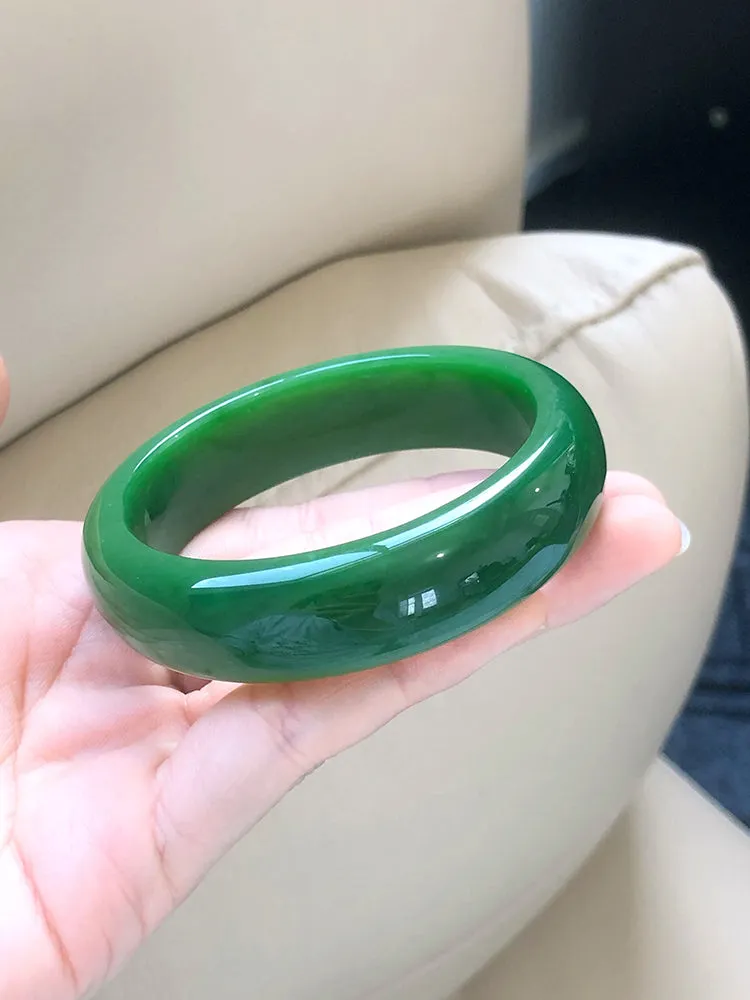 Natural Jade Bangle Nephrite Bangle Internal Diameter 56.8mm NBE002