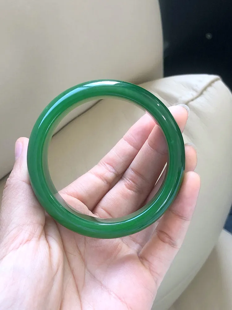 Natural Jade Bangle Nephrite Bangle Internal Diameter 56.8mm NBE002