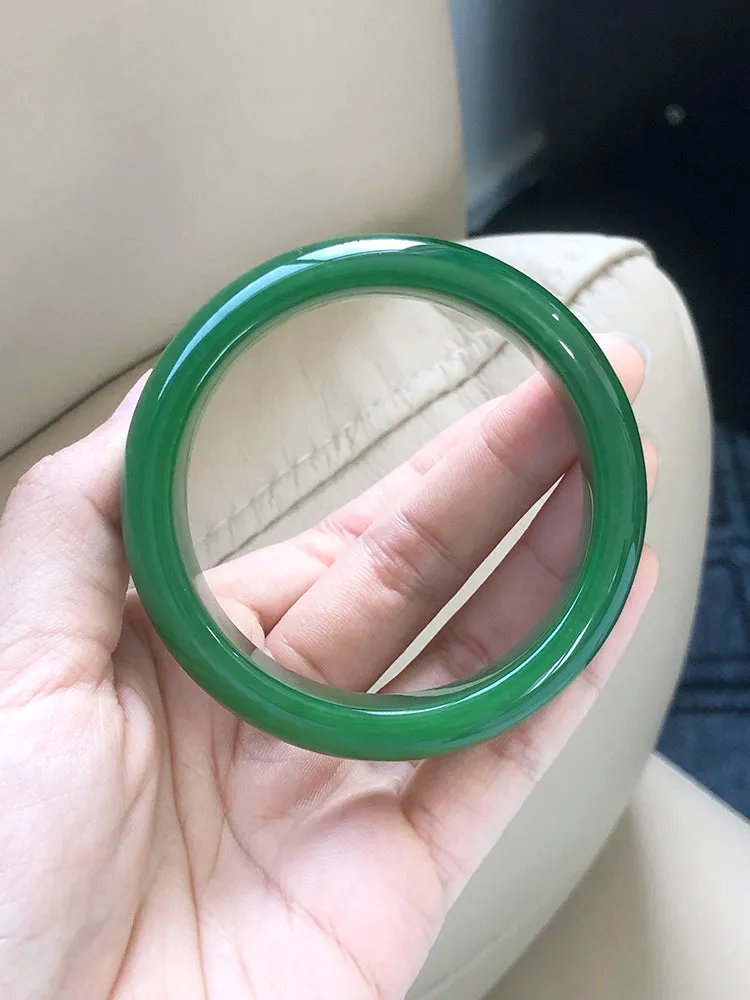 Natural Jade Bangle Nephrite Bangle Internal Diameter 56.8mm NBE002
