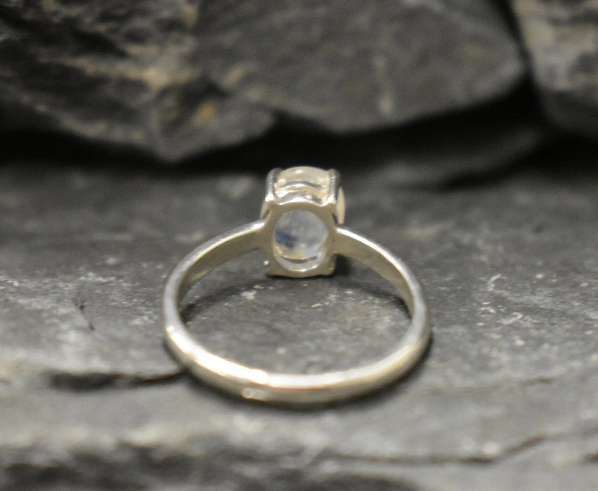 Natural Moonstone Ring -  Vintage Solitaire Ring - Silver Moonstone Ring