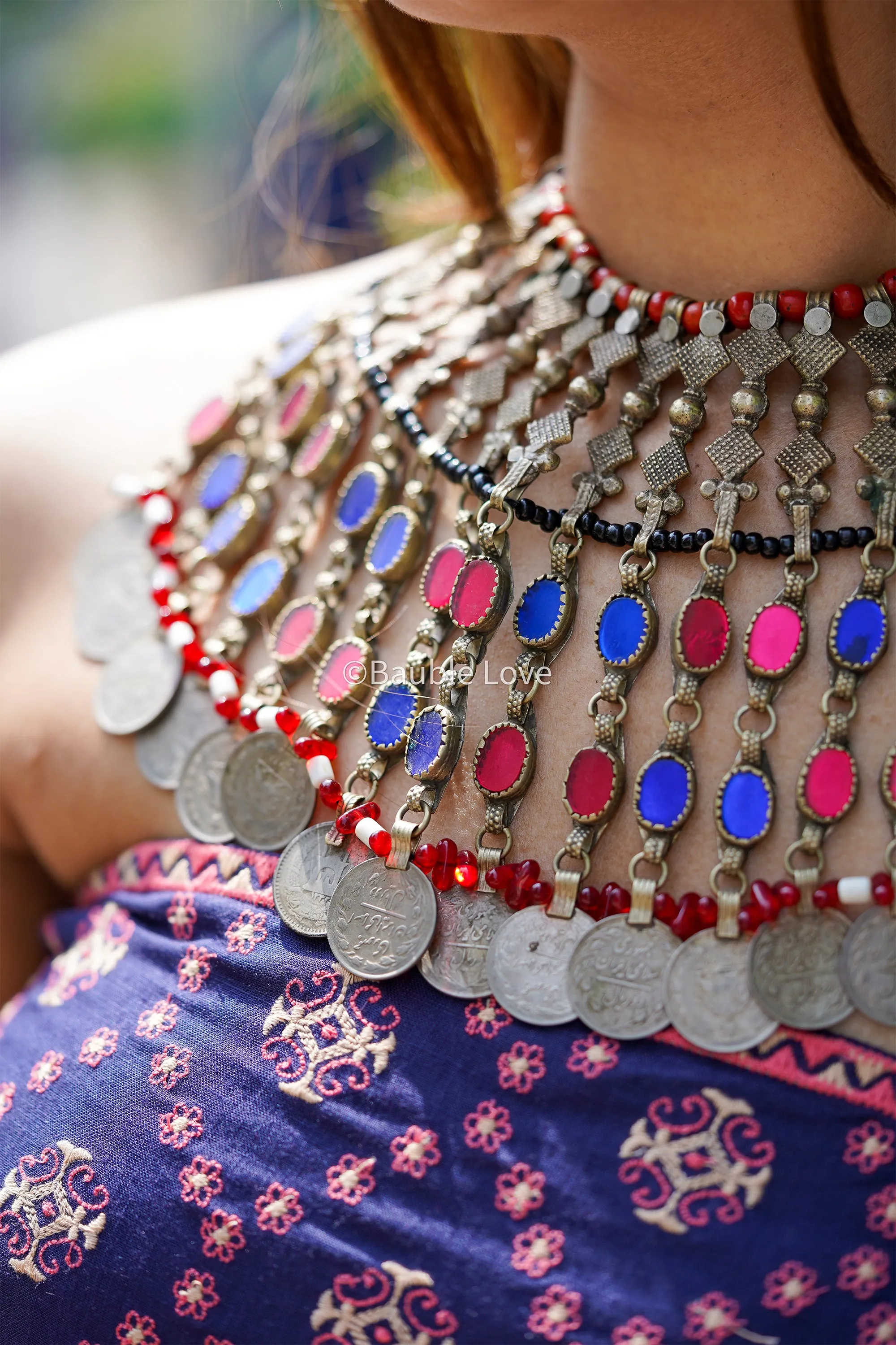 Reya Afghan Choker