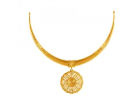 Uniquely Crafted 22k Gold Choker With A Round Pendant