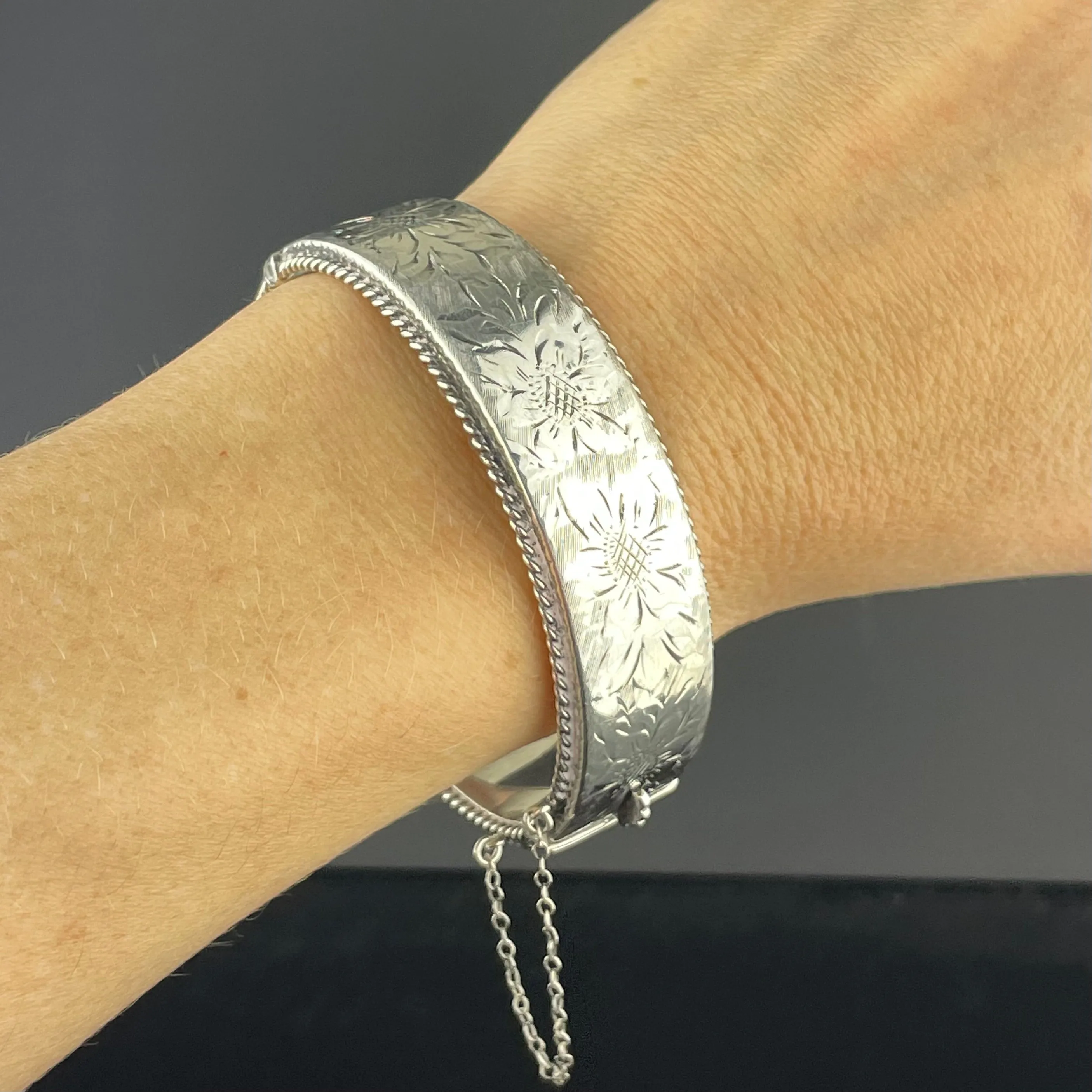 Vintage Floral Engraved Silver Bangle Bracelet