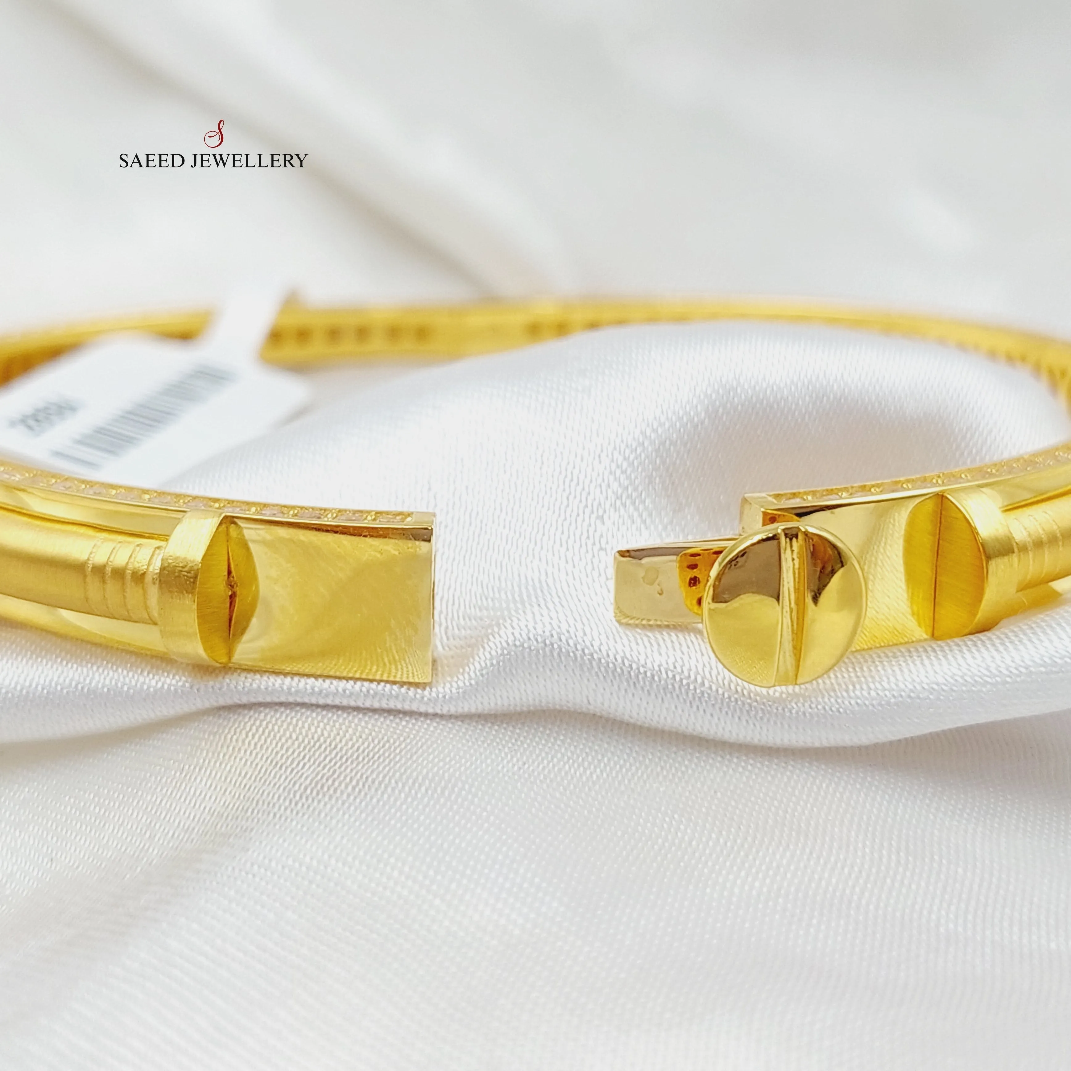 Zircon Studded Nail Bracelet