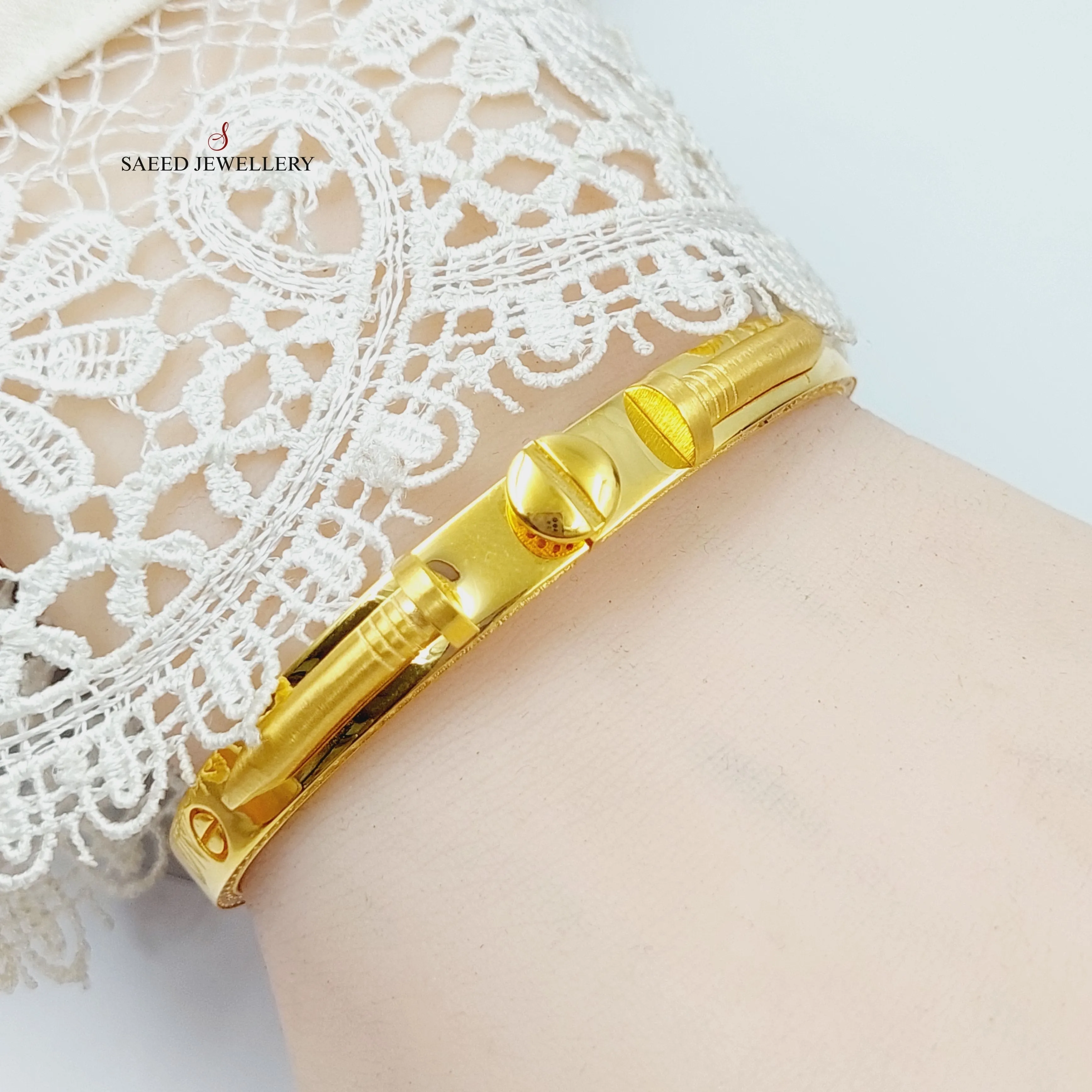 Zircon Studded Nail Bracelet
